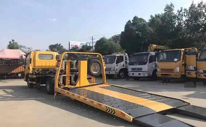 洪山区汽车中途维修案例